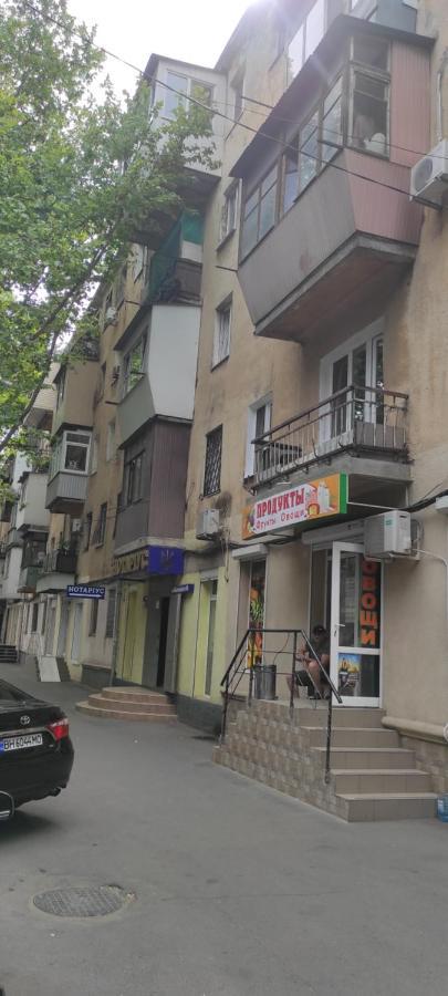Two room apartment Odesa Exterior photo