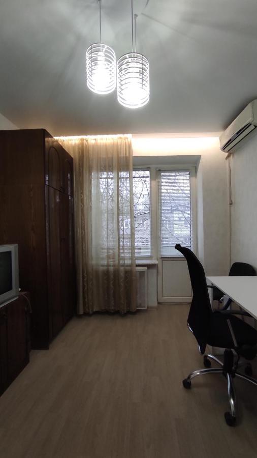 Two room apartment Odesa Exterior photo